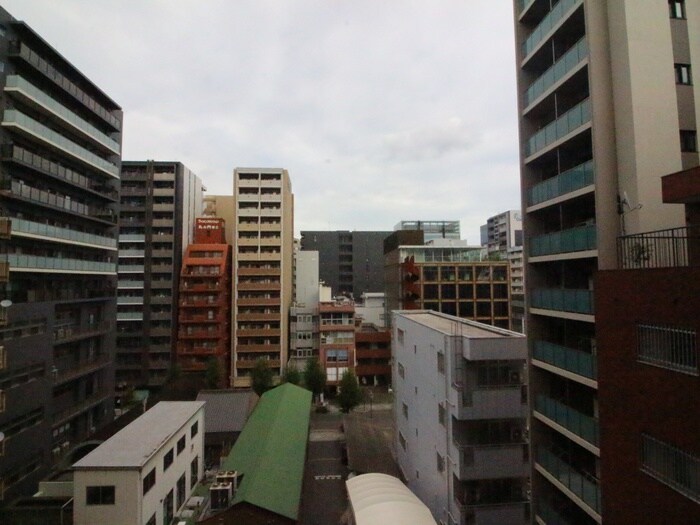 物件内観写真21　(室内からの展望)