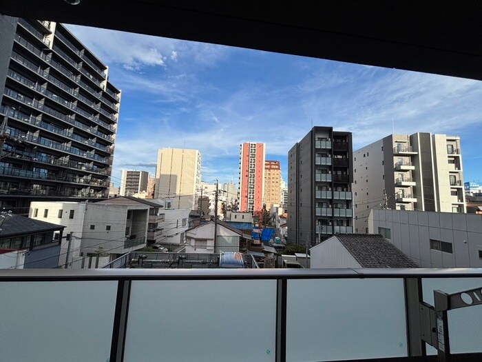 物件内観写真17　(室内からの展望)