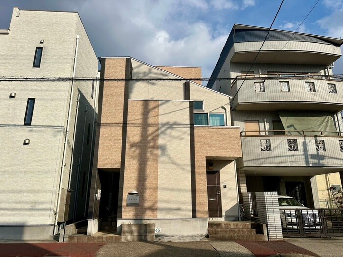 物件外観写真2　(外観写真)