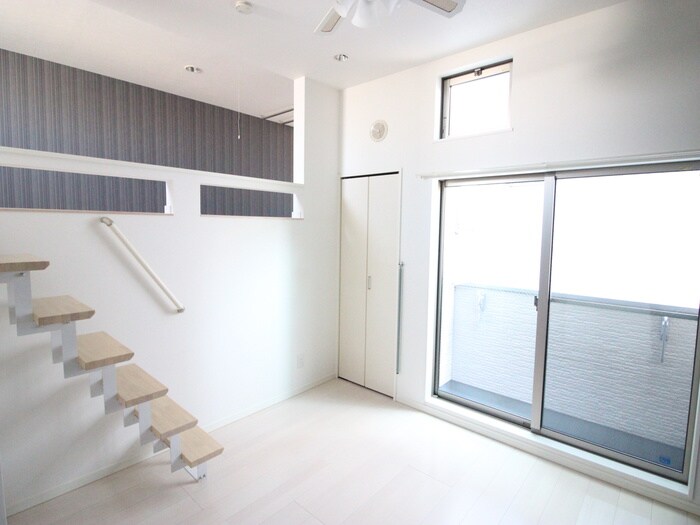 物件内観写真7　(居室)