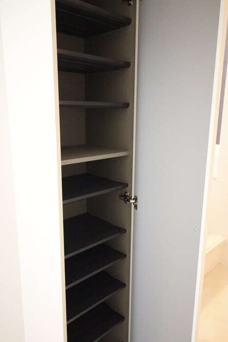 物件内観写真16　(靴箱)