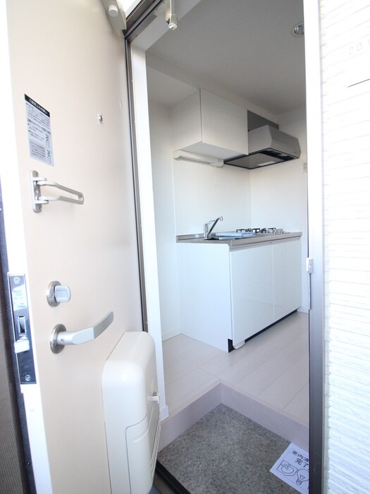 物件内観写真19　(玄関)