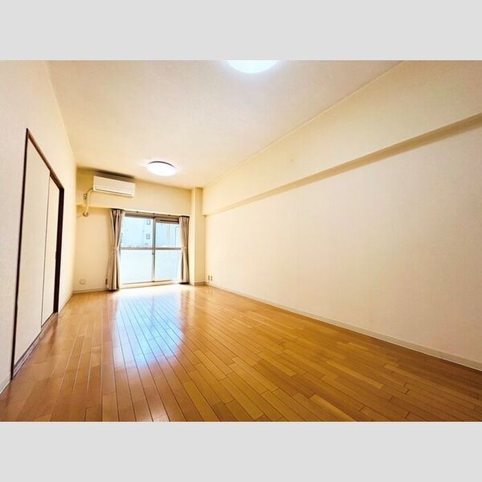 物件内観写真11　(居室)