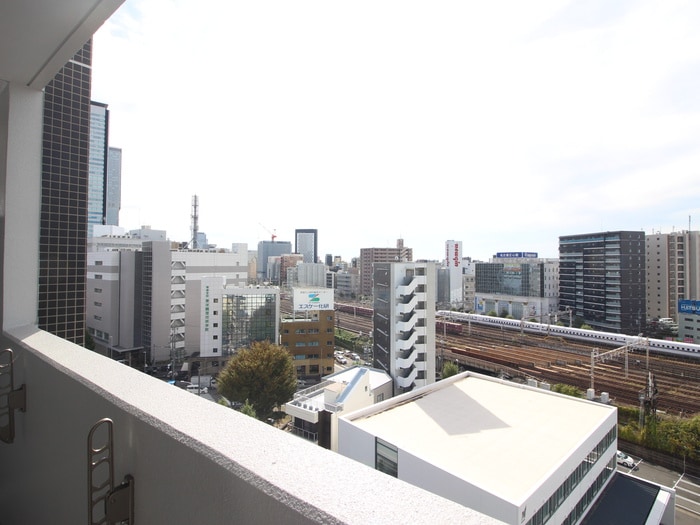 物件内観写真16　(室内からの展望)