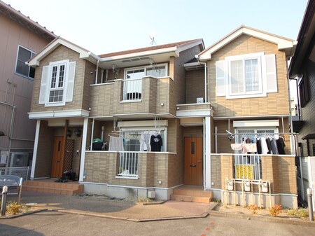 アルモニ－外観写真