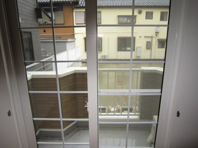 物件内観写真9　(ベランダ・バルコニー)