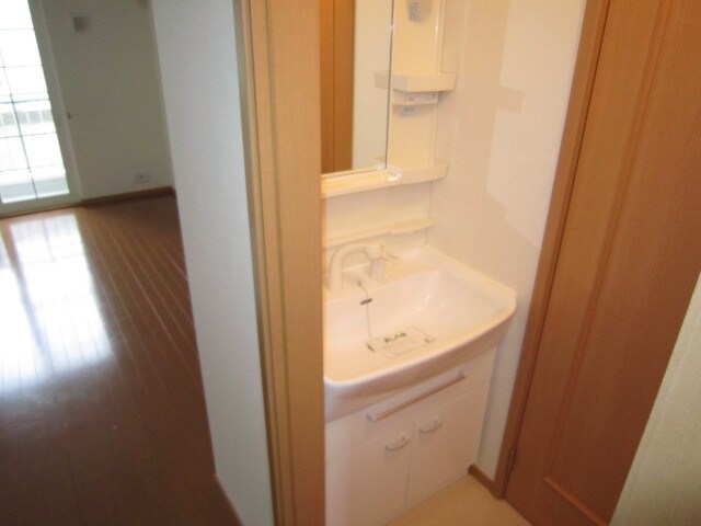 物件内観写真12　(洗面)