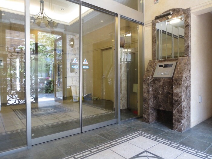 物件外観写真6　(建物設備)