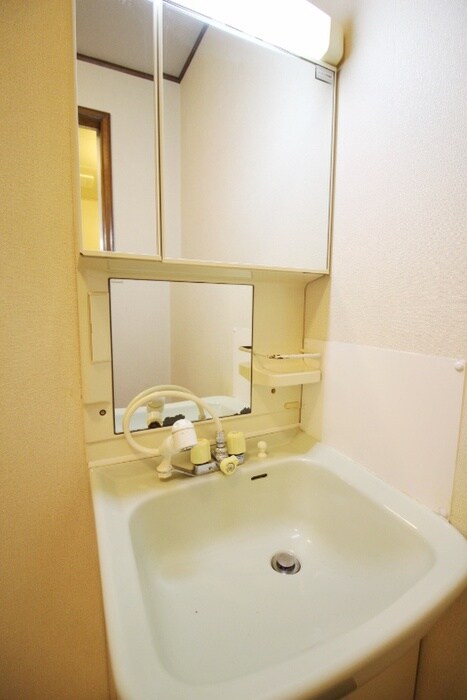 物件内観写真12　(洗面)