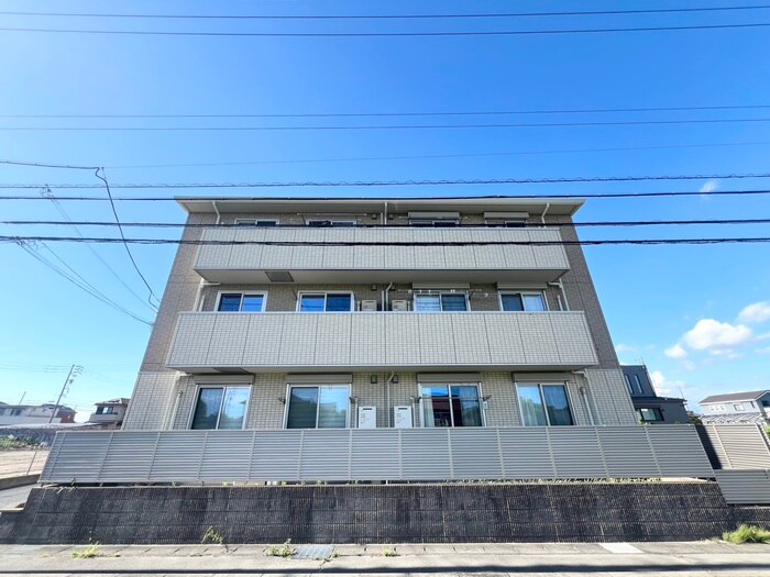 物件外観写真3　(外観写真)