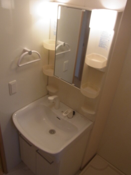 物件内観写真11　(洗面)