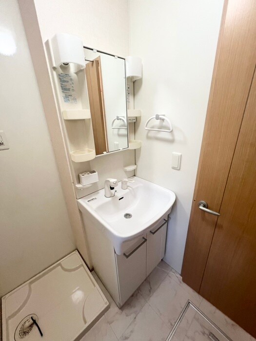 物件内観写真12　(洗面)