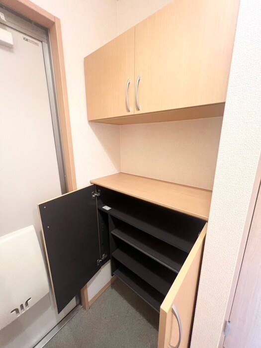 物件内観写真16　(靴箱)