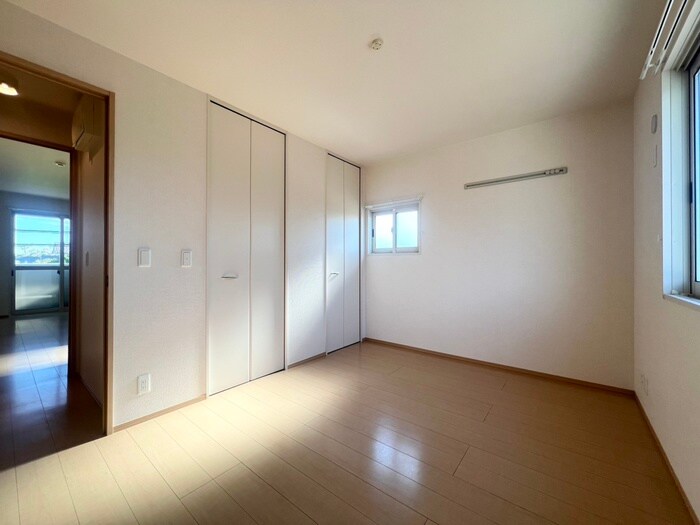 物件内観写真18　(居室)