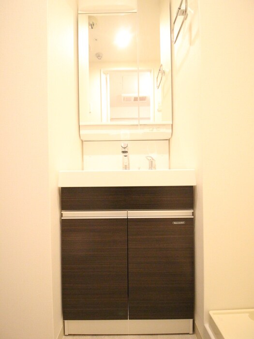 物件内観写真9　(洗面)