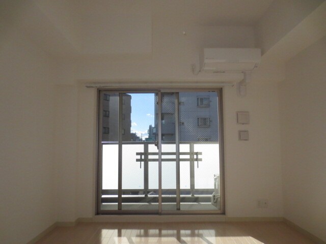 物件内観写真6　(居室)