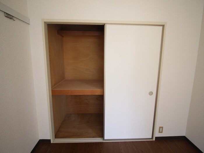 物件内観写真14　(収納)