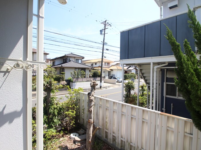 物件内観写真15　(室内からの展望)