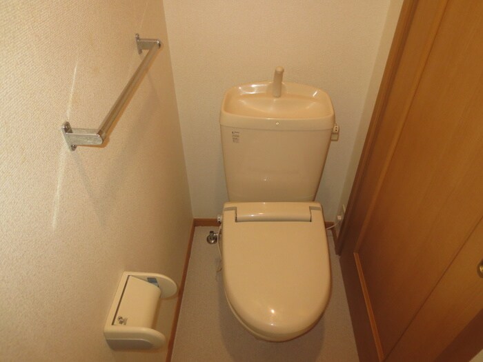 物件内観写真16　(トイレ)