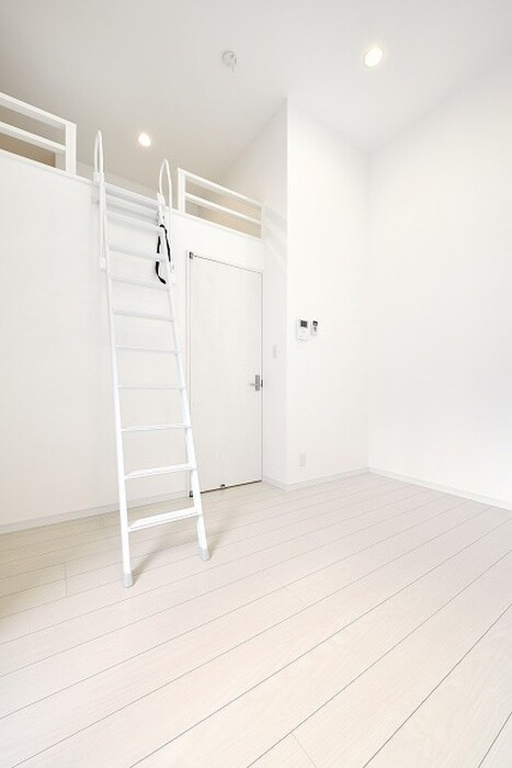 物件内観写真9　(居室)