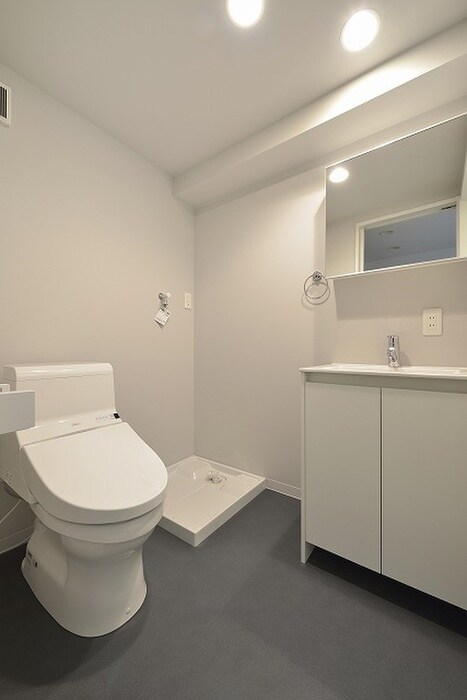 物件内観写真16　(トイレ)