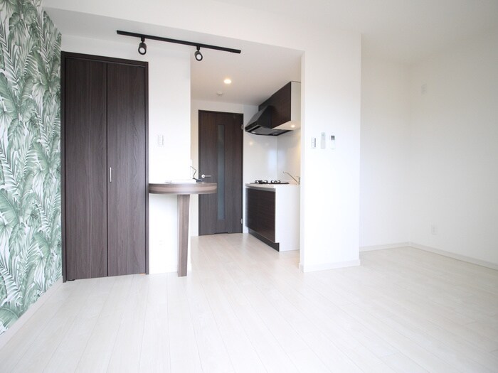 物件内観写真2　(居室)