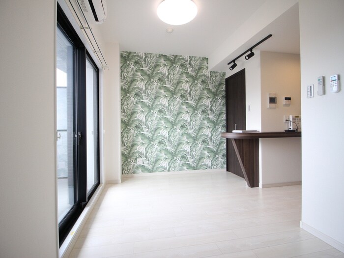 物件内観写真3　(居室)