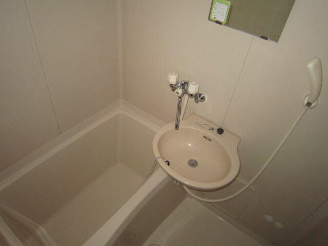 物件内観写真12　(バス／シャワールーム等)