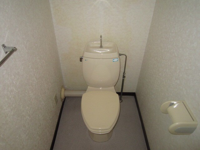 物件内観写真13　(トイレ)