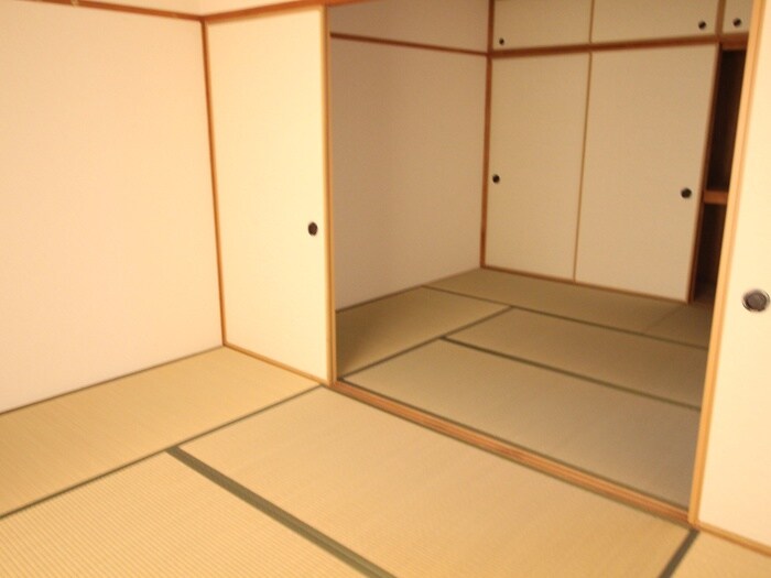 物件内観写真9　(居室)