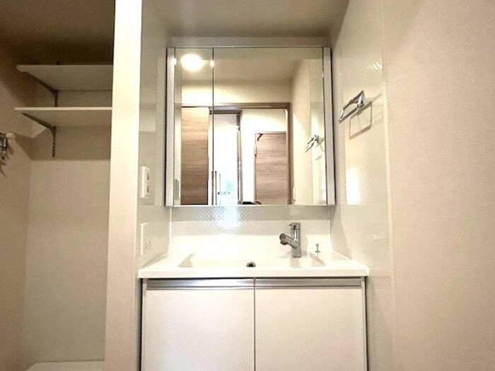 物件内観写真6　(洗面)