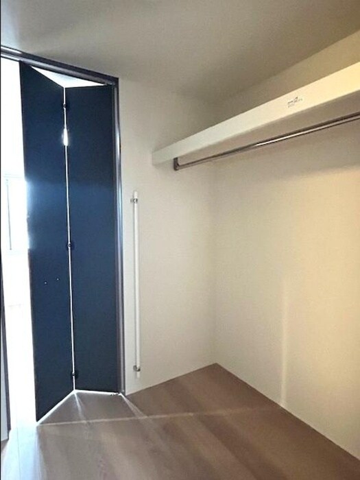 物件内観写真13　(収納)