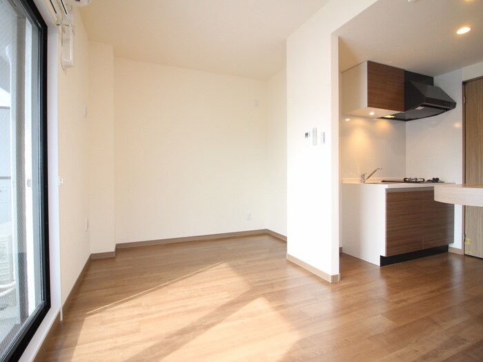 物件内観写真4　(居室)