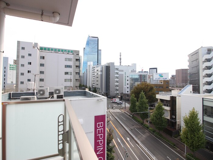 物件内観写真14　(室内からの展望)