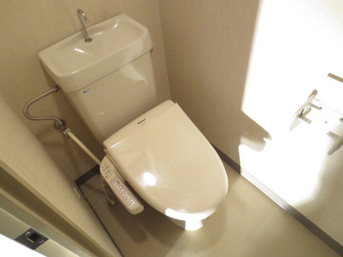 物件内観写真9　(トイレ)