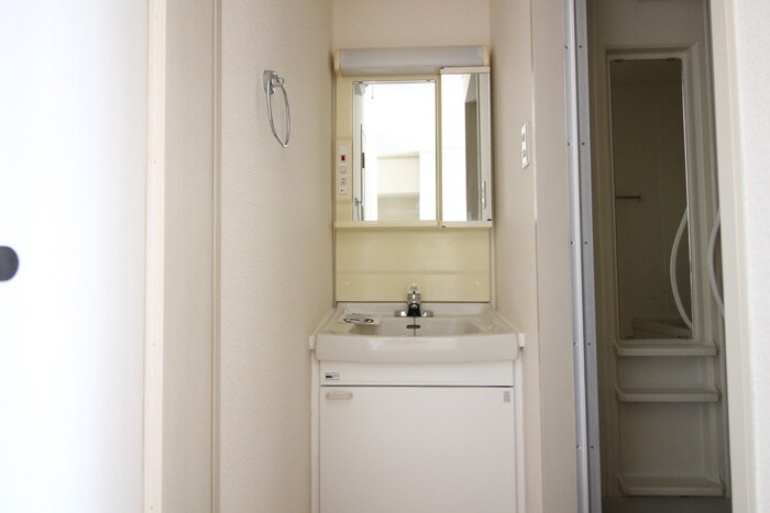 物件内観写真12　(洗面)