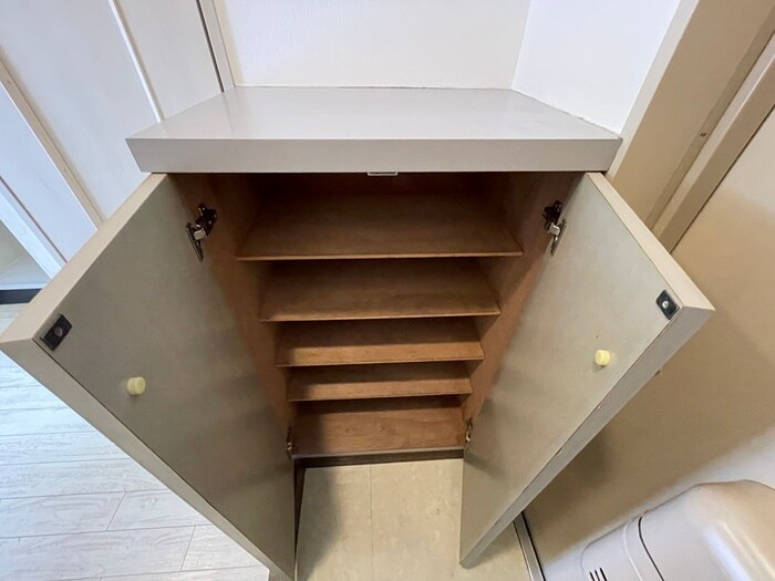 物件内観写真14　(靴箱)