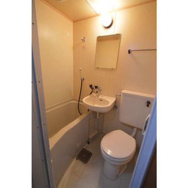 物件内観写真10　(トイレ)