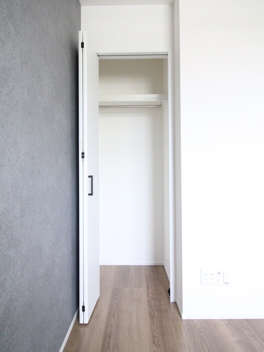 物件内観写真13　(収納)