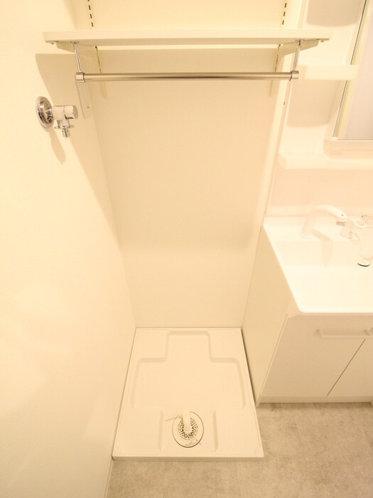 物件内観写真19　(洗濯機置場)