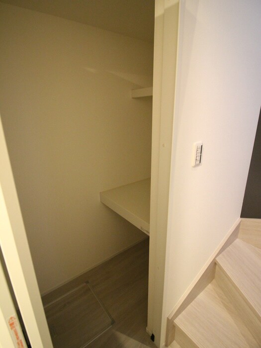 物件内観写真20　(収納)