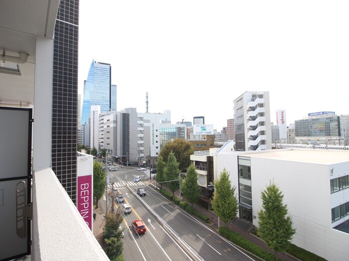 物件内観写真14　(室内からの展望)