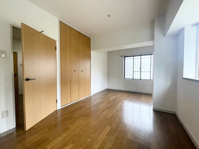 物件内観写真11　(居室)