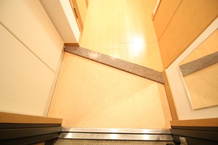 物件内観写真17　(玄関)
