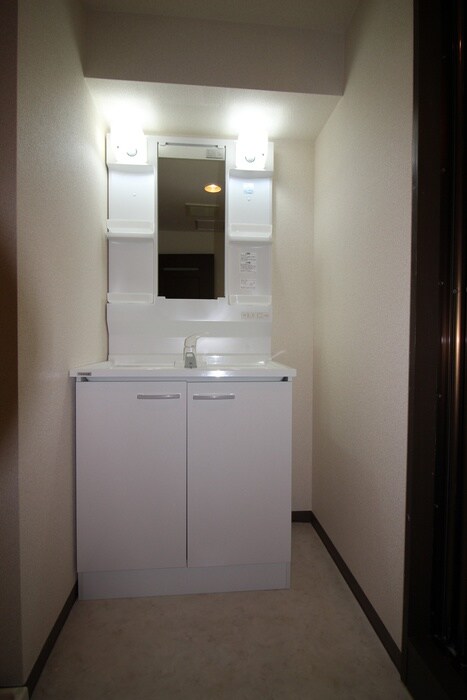 物件内観写真12　(洗面)