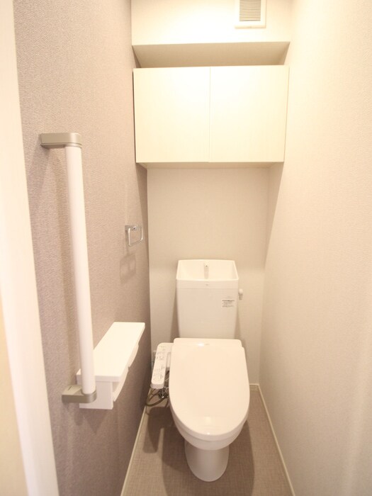 物件内観写真12　(トイレ)