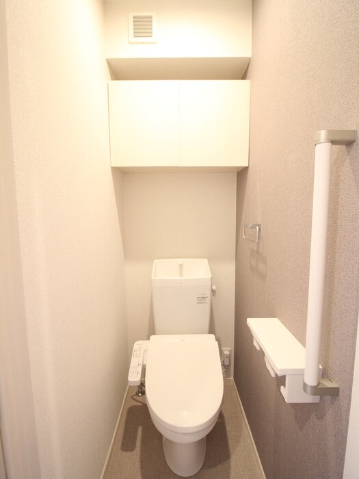 物件内観写真13　(トイレ)