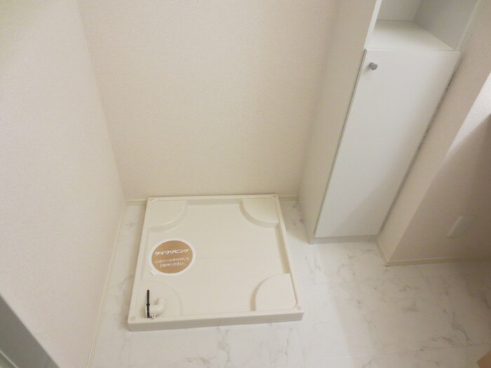 物件内観写真21　(洗濯機置場)