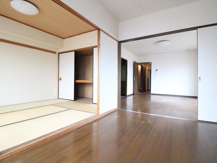 物件内観写真8　(居室)