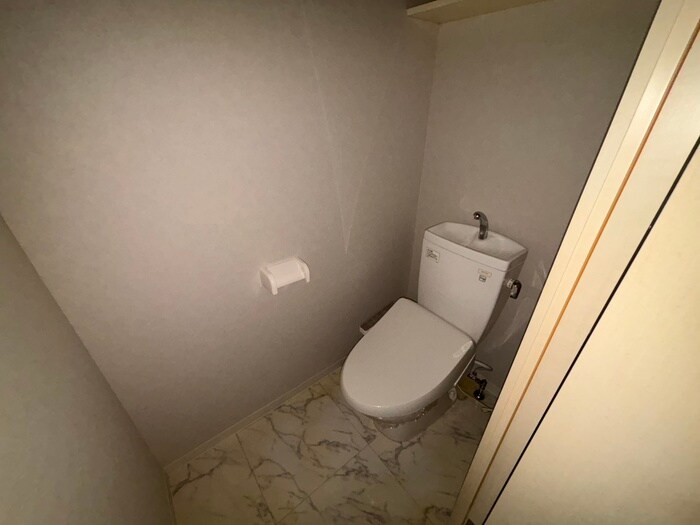 物件内観写真16　(トイレ)